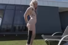 Brille in Pale Brille Fingering Herself Outdoors Under the Hot Sun with Oil, photo 4 of 4