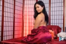 Scarlett Alexis in Scarlett Alexis Then Makes You Disagree With Your Own Senses, photo 2 of 4