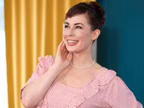 VirtualTaboo VR porn video featuring olive glass