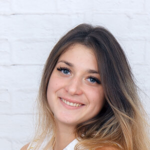 Abril FeelMeVR VR Porn Star