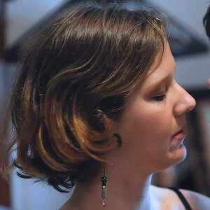 Ava Mir-Ausziehen VR Porn Star