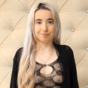 Betty Sweet VR Porn Star