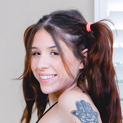 Isabel Moon VR Porn Star