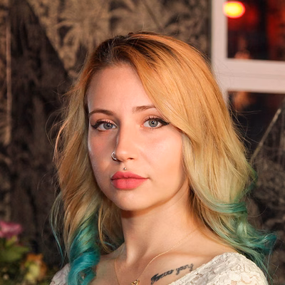 Maya Blue VR Porn Star