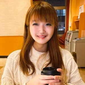 Momo Kisaragi VR Porn Star