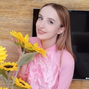 Polly Yangs VR Porn Star