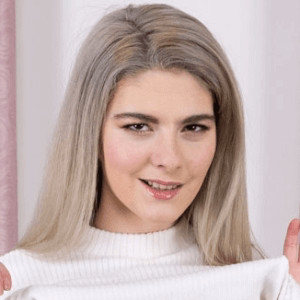 Sara Bell VR Porn Star