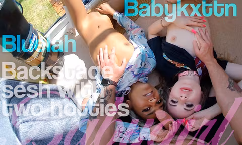 Backstage Sesh With Two Hotties VR Porn Video