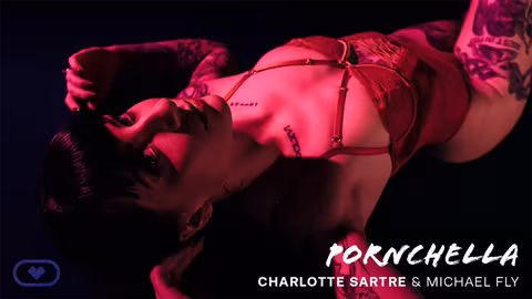 Pornchella VR Porn Video