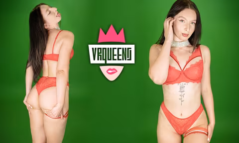 Alison Passthrough Show VR Porn Video